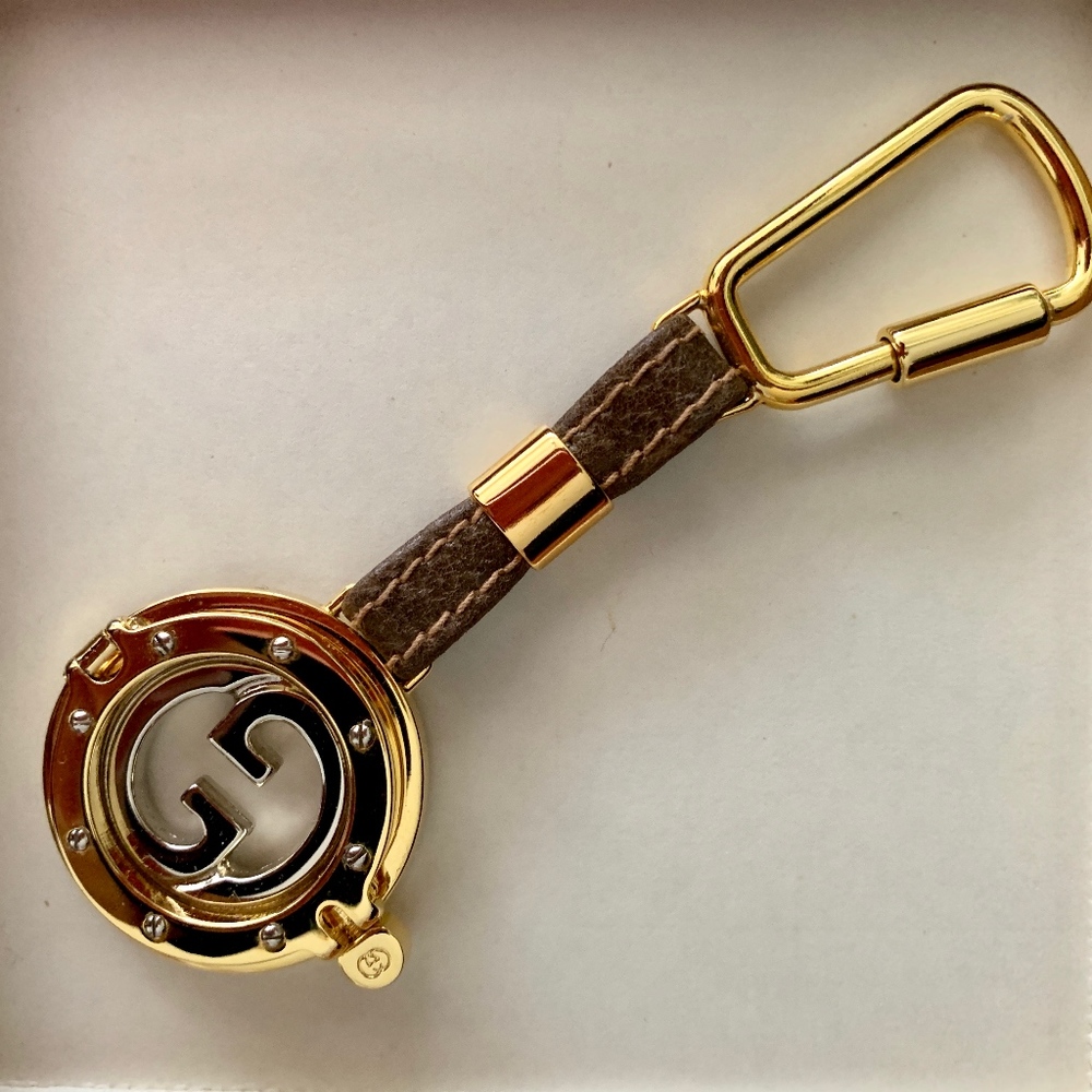 GUCCI KEY RING - GOLD TONE & LEATHER IN BOX